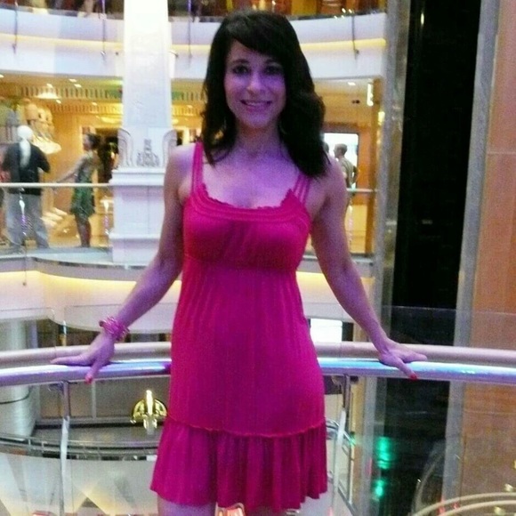 🌼 Flirty Pink Dress - SM - Picture 2 of 2